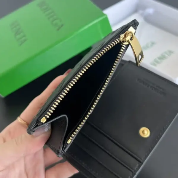 Bottega Veneta  Bifold Zipper Wallet - Image 2