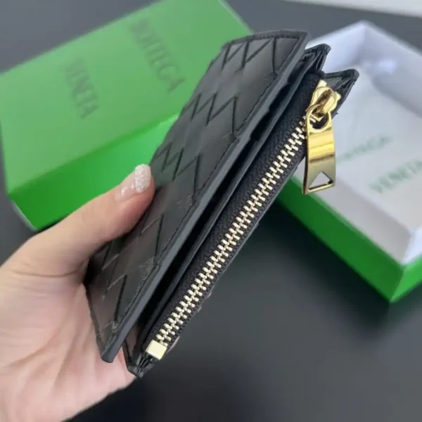 Bottega Veneta  Bifold Zipper Wallet - Image 10