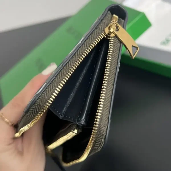 Bottega Veneta Zip Long Wallet Green Grid - Image 9