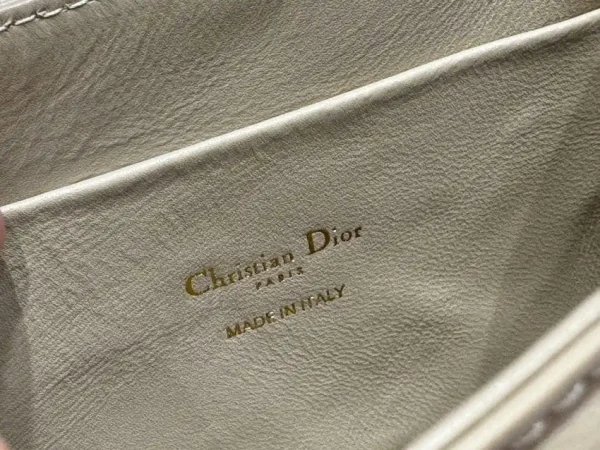 Dior 30  Montaigne Avenue Top Handle Brown - Image 7