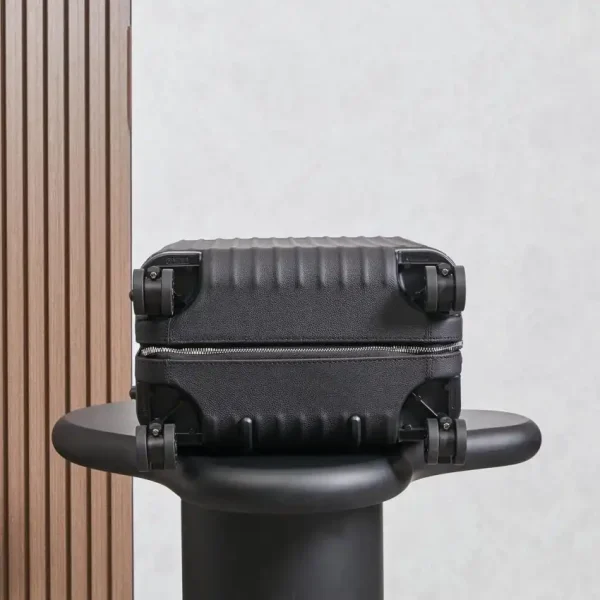 Rimowa Distinct Leather Suitcase - Image 3