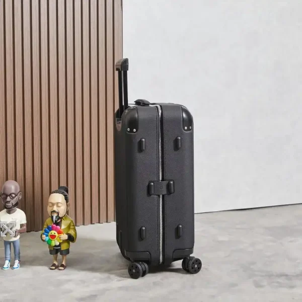 Rimowa Distinct Leather Suitcase - Image 8