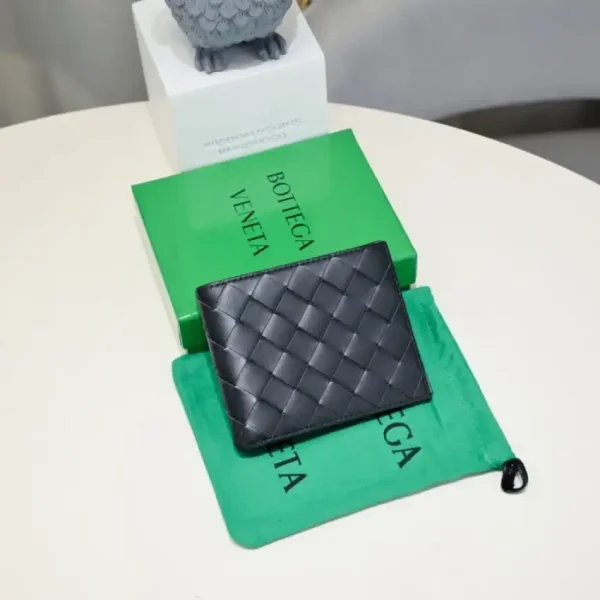 Bottega Veneta 2 Fold Wallet - Image 5