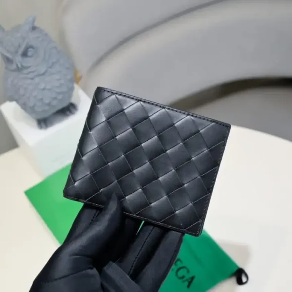 Bottega Veneta 2 Fold Wallet - Image 10