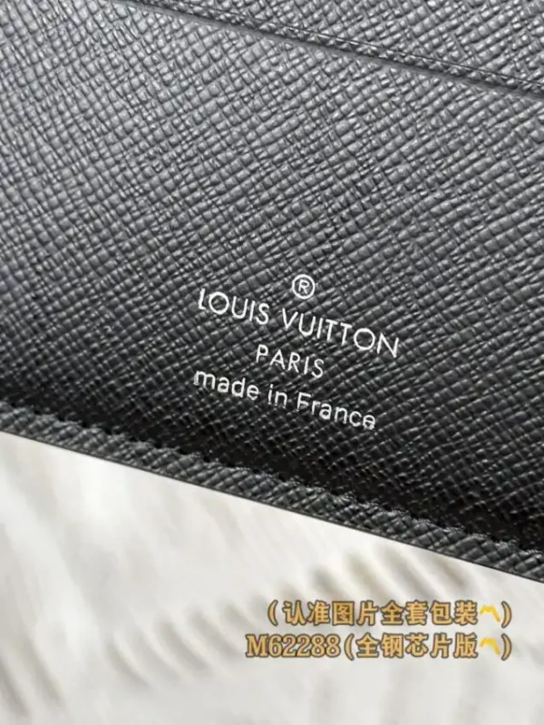 Louis Vuitton Marco Wallet Black - Image 2