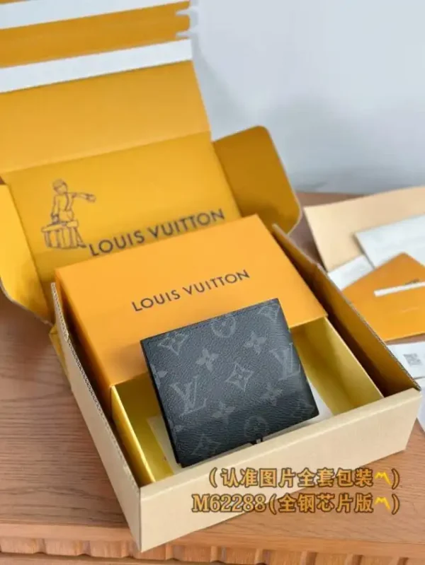 Louis Vuitton Marco Wallet Black - Image 9