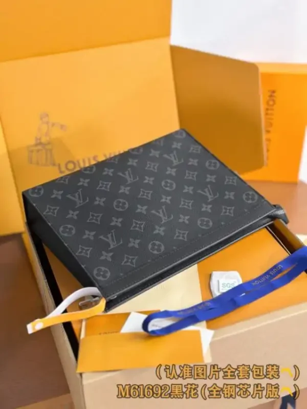 Louis Vuitton Pochette Voyage Black - Image 10