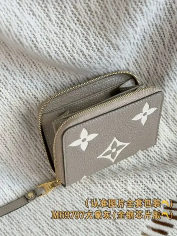 Louis Vuitton Zipper Coin Purse Beige - Image 3