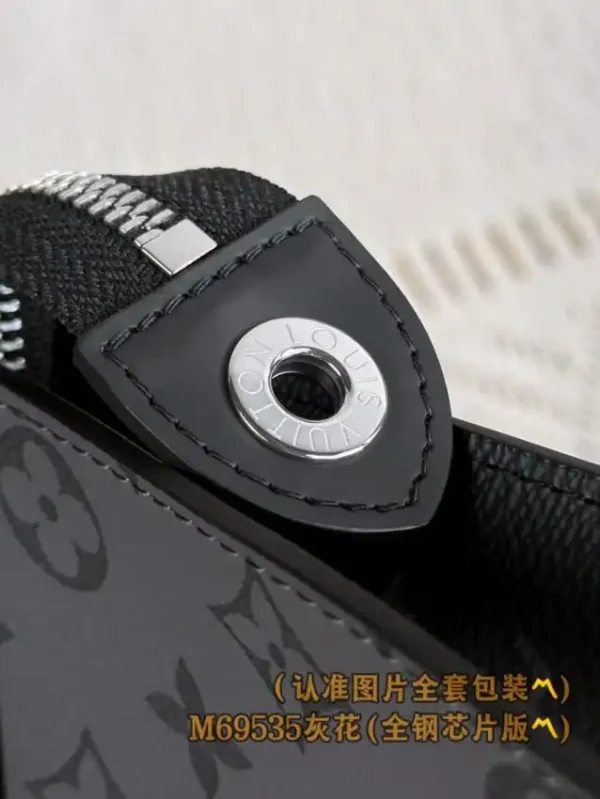 Louis Vuitton Pochette Voyage Grey - Image 4