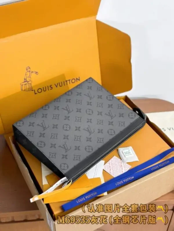 Louis Vuitton Pochette Voyage Grey - Image 11