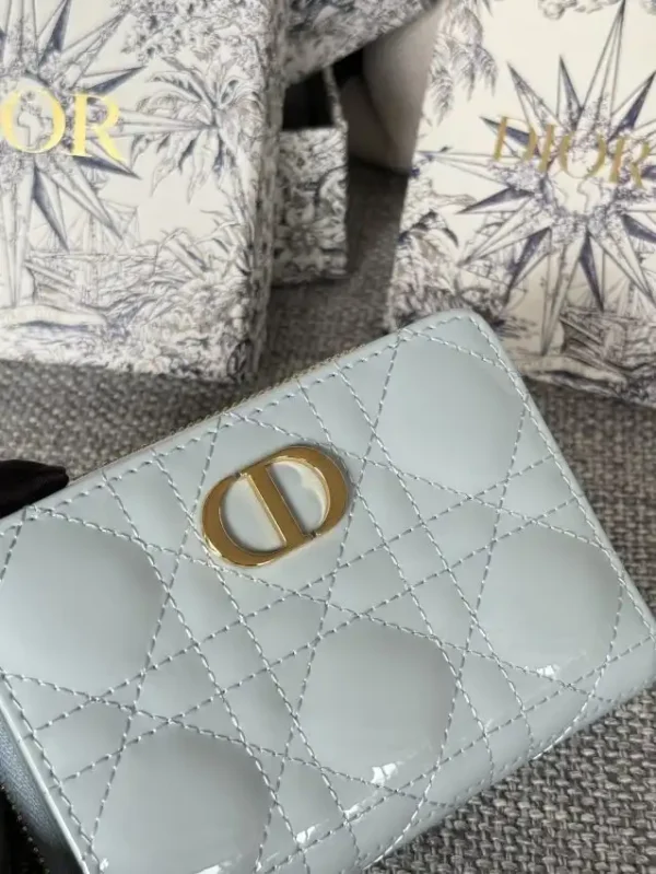 Dior Caro Patent Wallet - Image 2