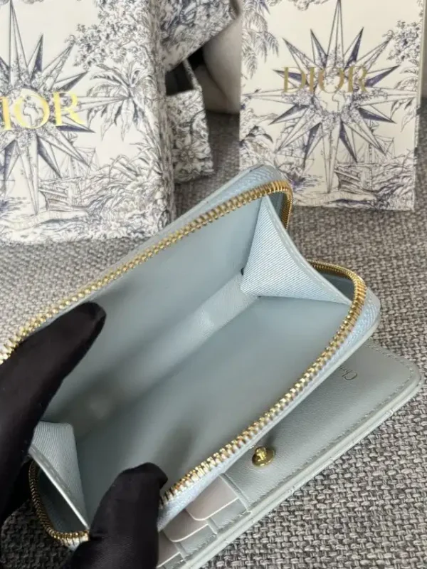 Dior Caro Patent Wallet - Image 3