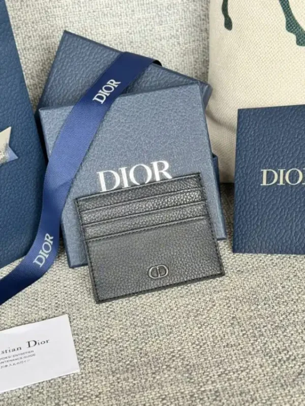 Dior Icon Card Holder - Image 10