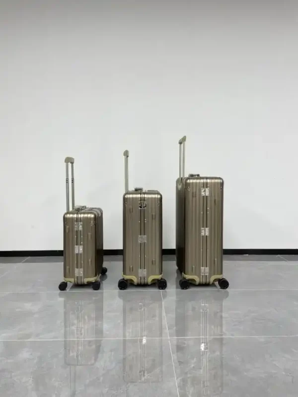 Rimowa Original Suitcase Beige - Image 5