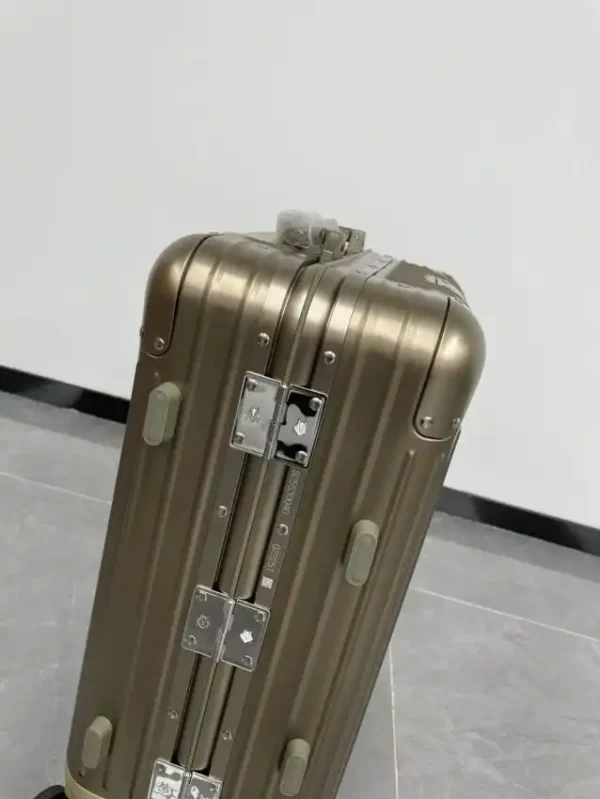 Rimowa Original Suitcase Beige - Image 7