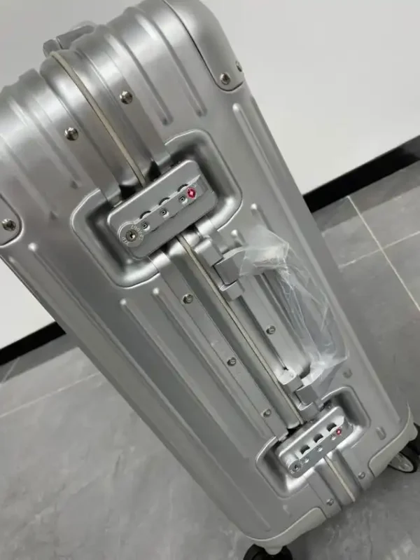 Rimowa Original Suitcase Silver - Image 7