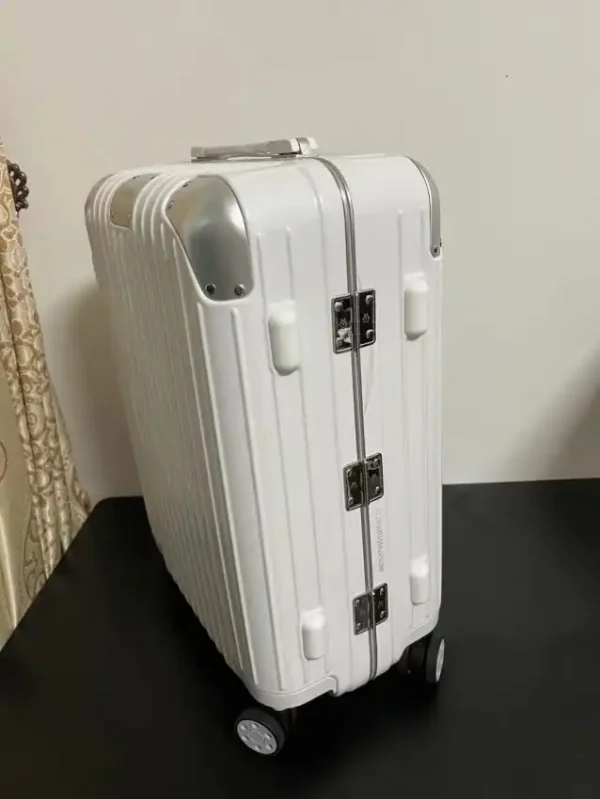 Rimowa Hybrid Suitcase - Image 5