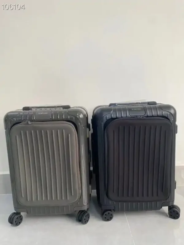 Rimowa Business Suitcase - Image 4