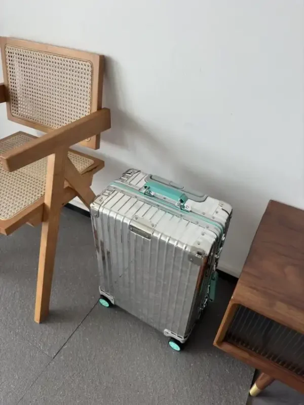 Rimowa & Tiffany Suitcase - Image 4
