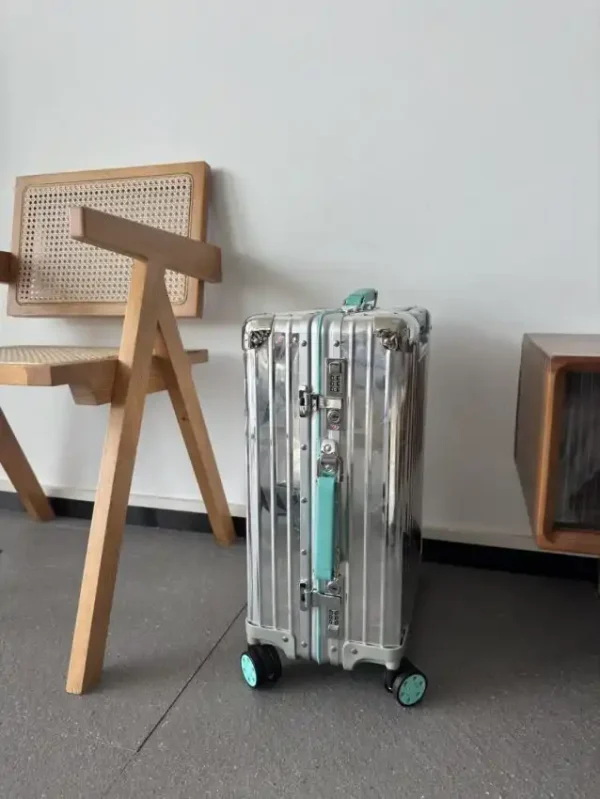 Rimowa & Tiffany Suitcase - Image 5