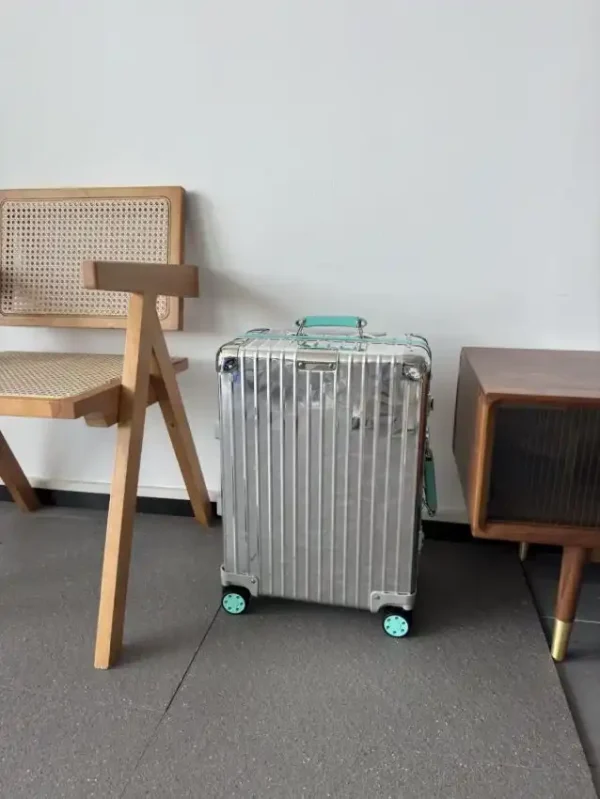 Rimowa & Tiffany Suitcase - Image 9