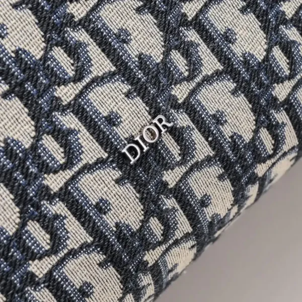 Dior Tioletry Bag - Image 3