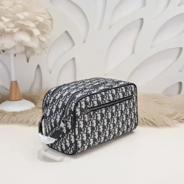 Dior Tioletry Bag - Image 9
