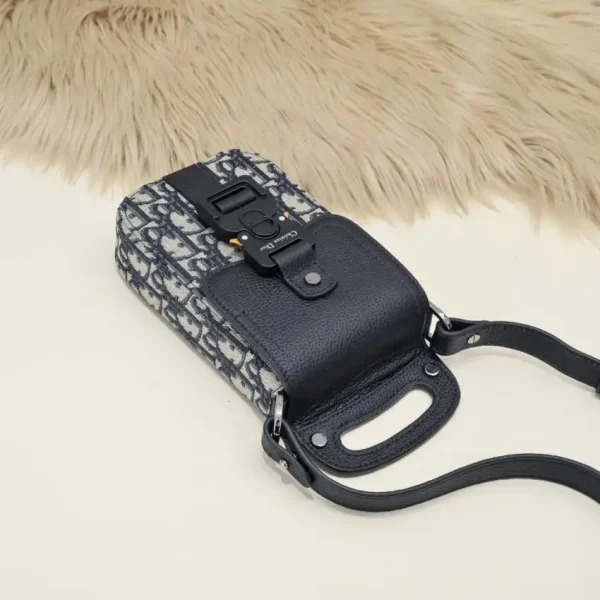 Dior Mobile Phone Saddle Bag - Image 5