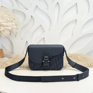Dior Saddle Messenger Bag Oblique Black
