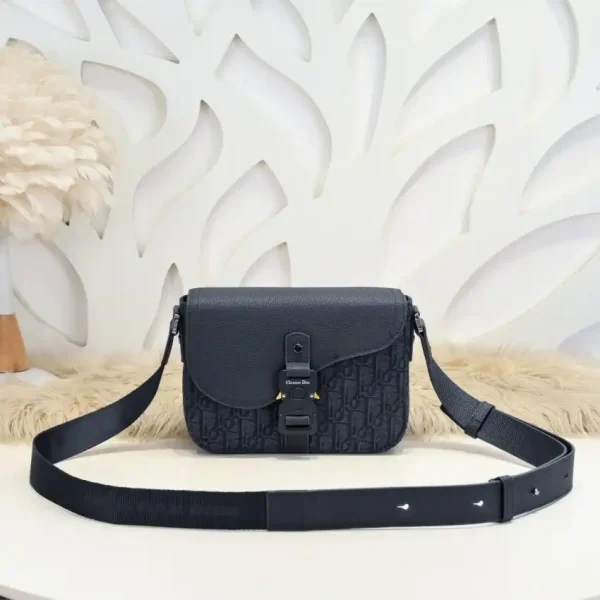 Dior Saddle Messenger Bag Oblique Black