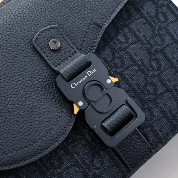 Dior Saddle Messenger Bag Oblique Black - Image 9