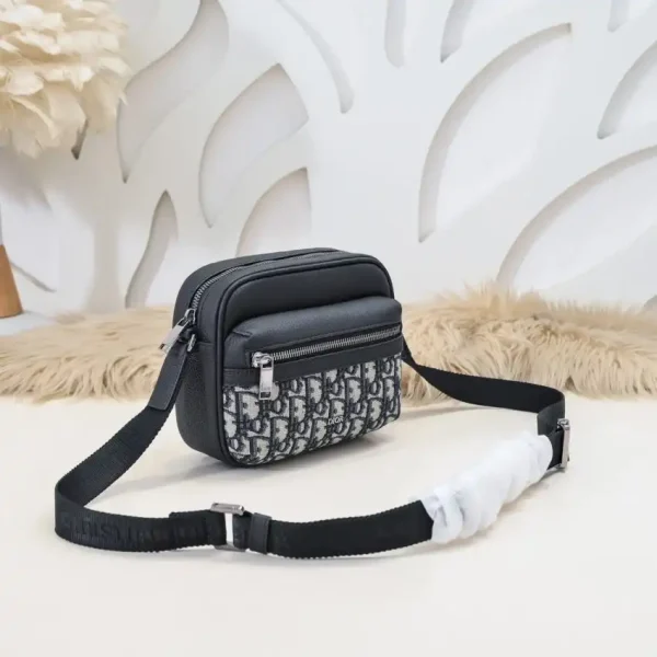 Dior  Rider  Zipped Messenger Bag Black - Image 6