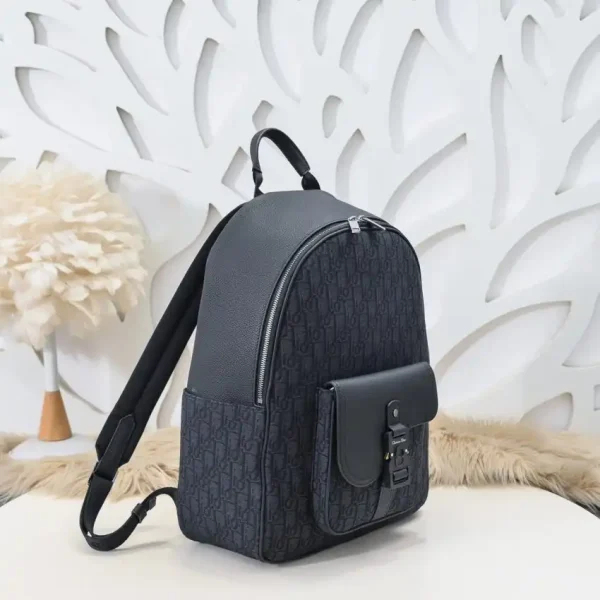 Dior Saddle Zip Backpack Black - Image 4