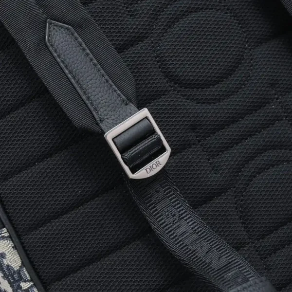 Dior Saddle Zip Backpack - Image 9