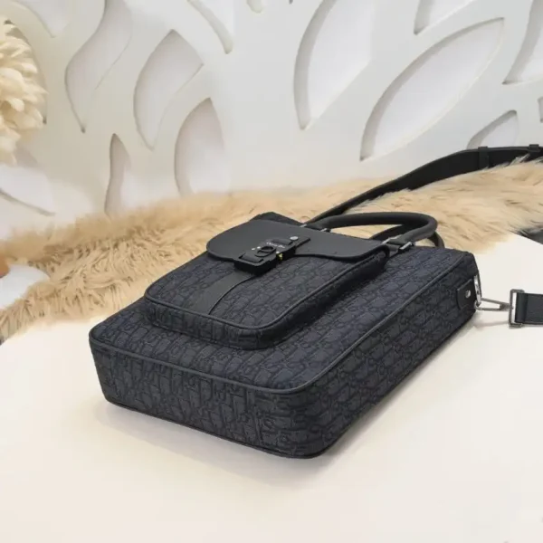 Dior Saddle Shopping Tote Oblique Black - Image 7
