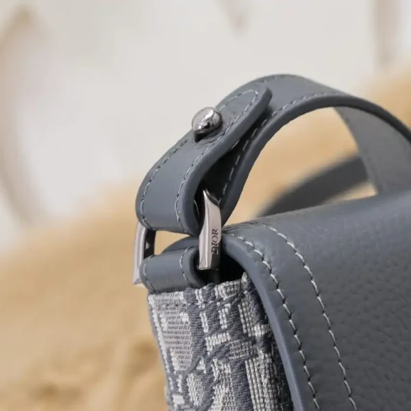 Dior Saddle Messenger Bag Oblique Grey - Image 3