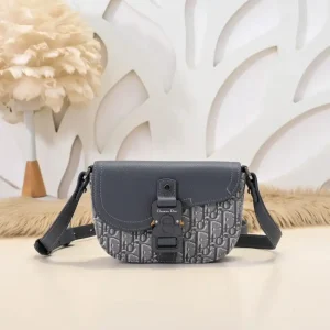 Dior Saddle Messenger Bag Oblique Grey