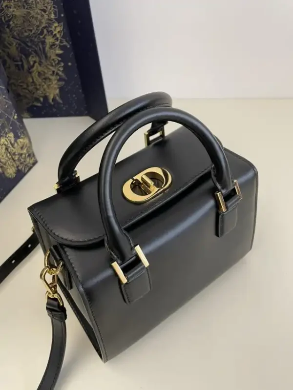 Dior Boston Black - Image 4