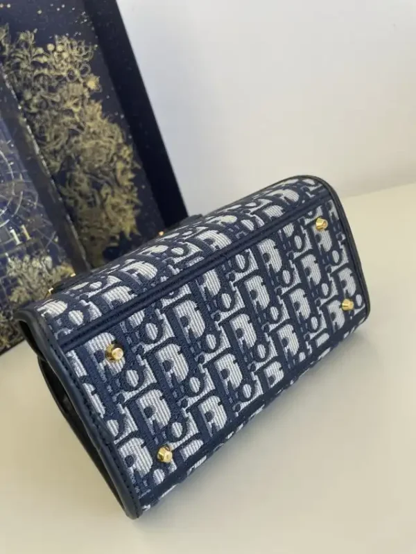 Dior Boston - Image 6
