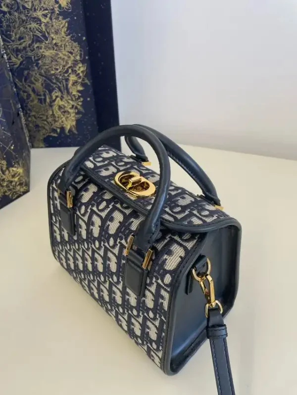 Dior Boston - Image 9