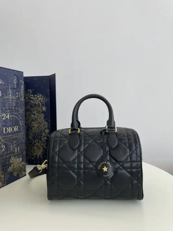 Dior Groove Black