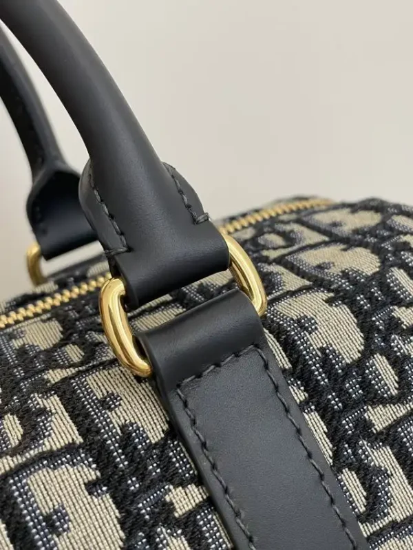 Dior Groove - Image 8