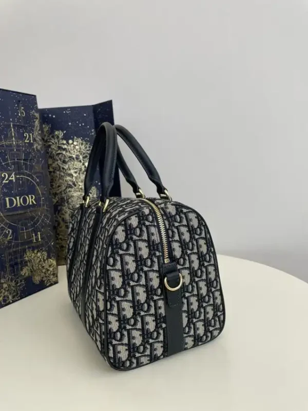 Dior Groove - Image 9