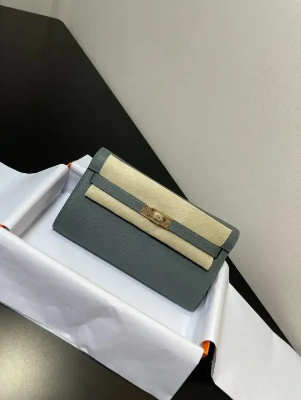 Hermes Kelly Elan Mint Green - Image 4