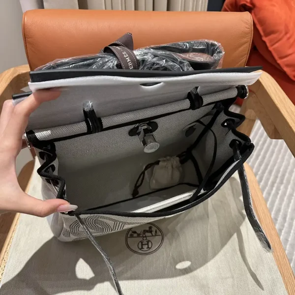 Hermes Herbag 31cm Circuit Black - Image 5