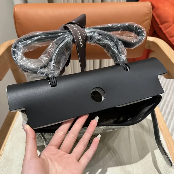 Hermes Herbag 31cm Circuit Black - Image 6