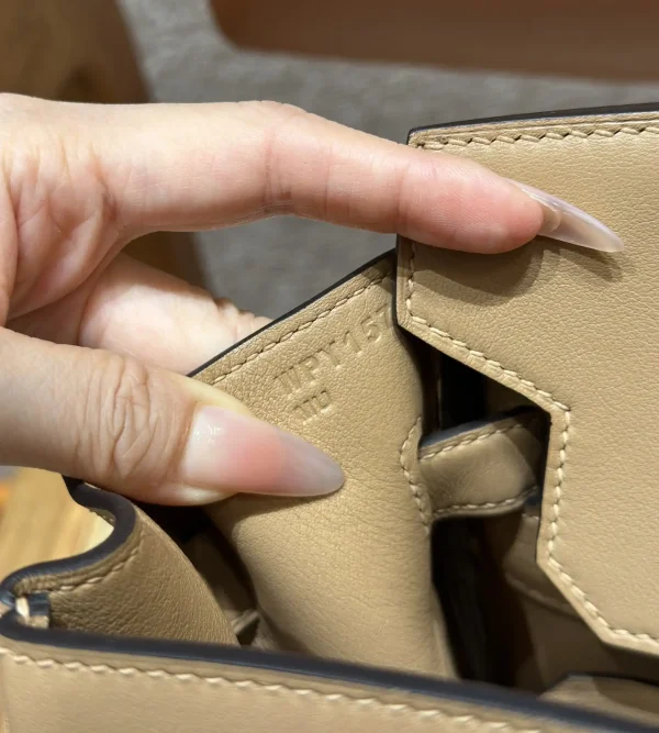 Hermes Birkin Chai Brown - Image 11