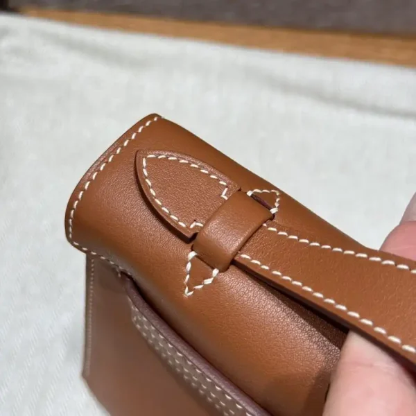 Hermes Kelly Pochette Swift Brown - Image 3