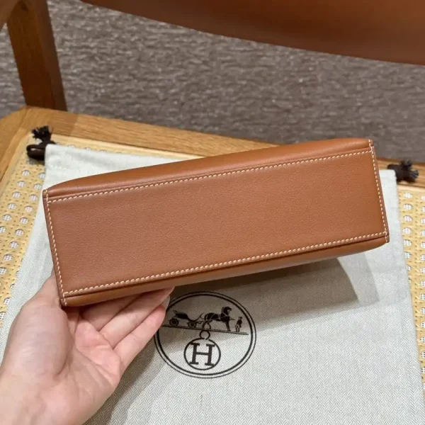 Hermes Kelly Pochette Swift Brown - Image 7