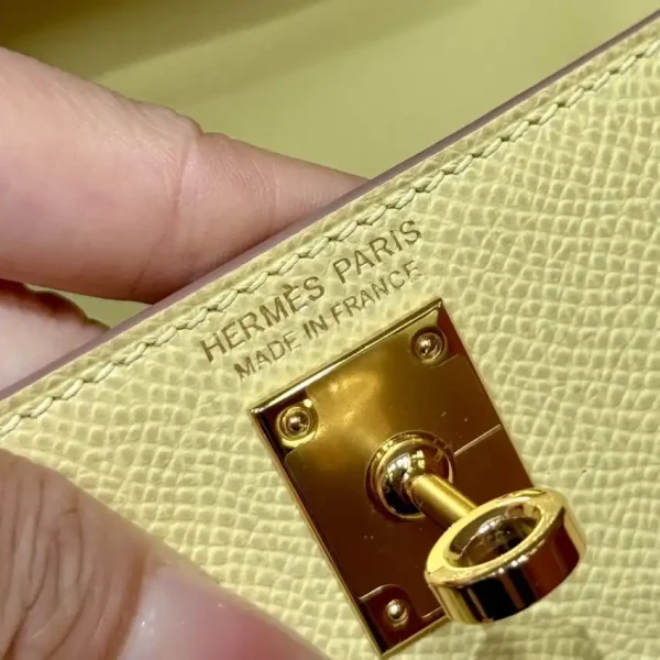 Hermes Kelly Jaune Poussin - Image 7